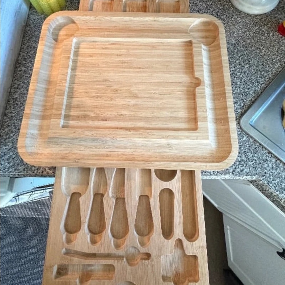 Bamboo Bath Caddy Tray by Smirly